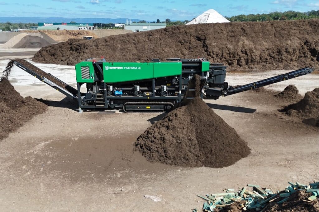 Komptech Multistar screening machine processing organic material
